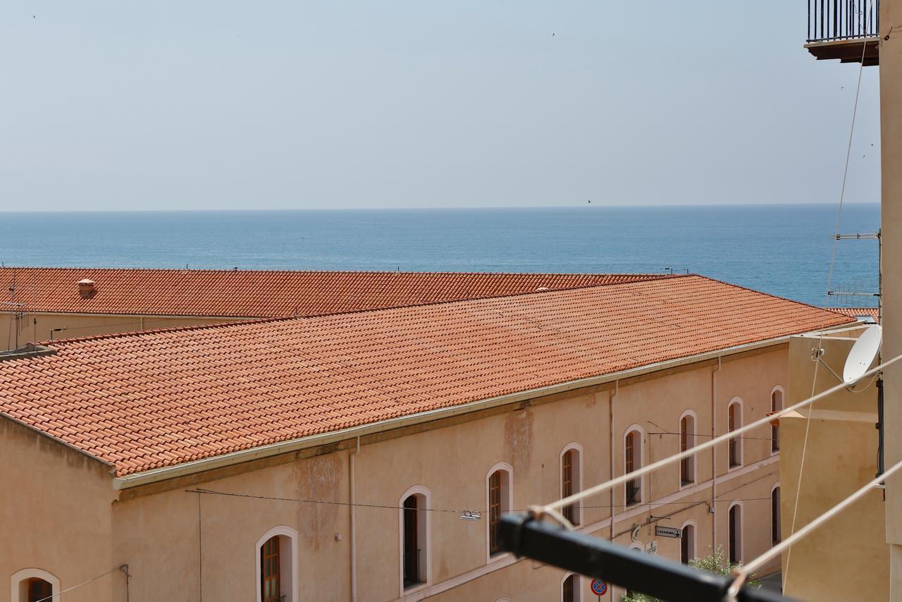 Bed and Breakfast Palazzo Melnis Cefalù Exterior foto
